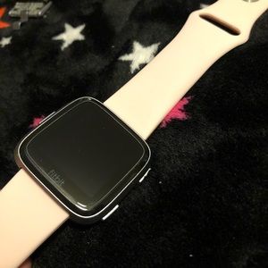 Silver Fitbit Versa